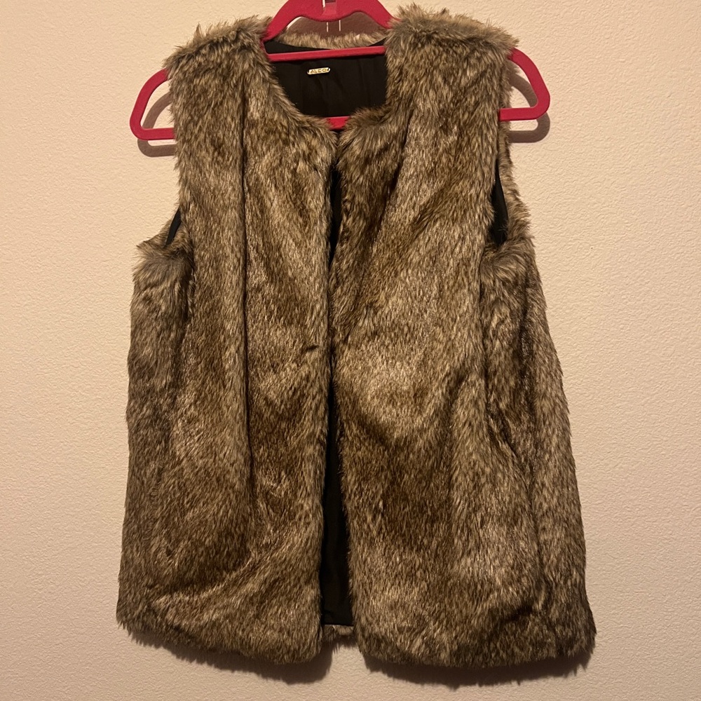 ALDO Faux Fur Vest